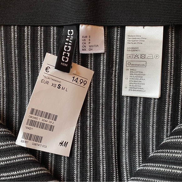 B&W Striped Bodycon Pencil Skirt - Picture 3 of 7